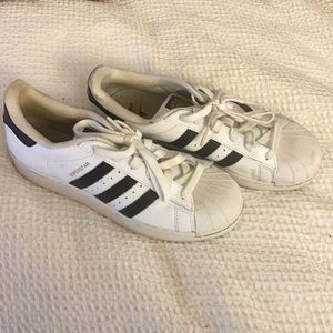 Adidas gold superstar